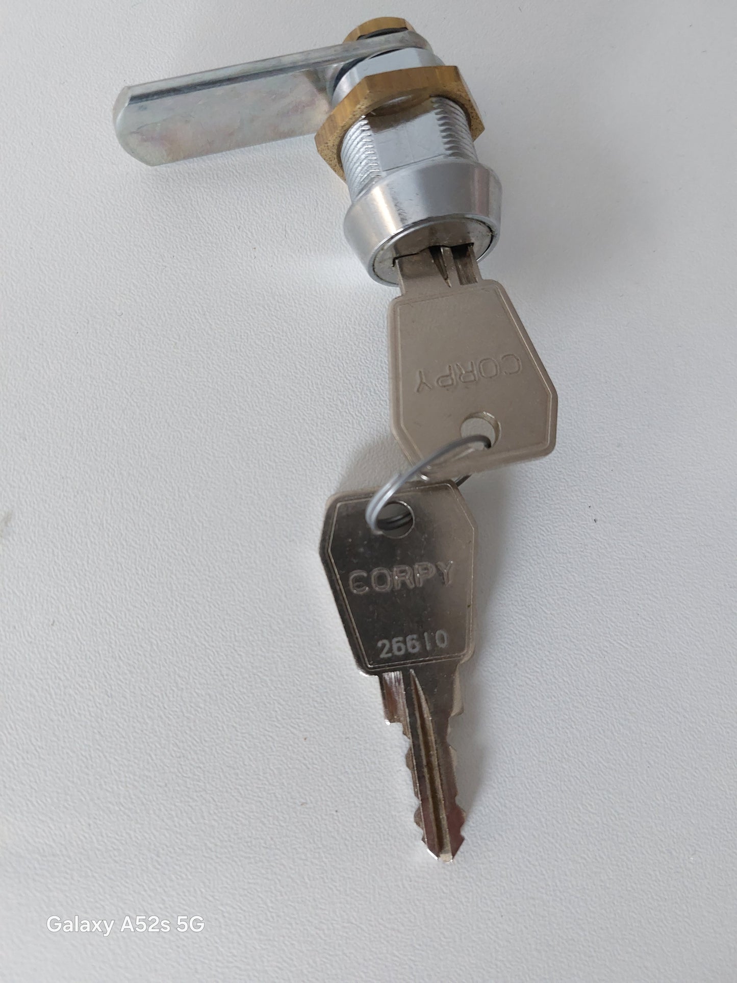 Delbox Corpy T018 met moer, postkast/ brievenbusslot, automatencilinder met kruis-opname
