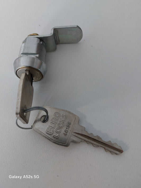 T007 onder master 45A, postkast/ brievenbusslot, automatencilinder met kruis-opname