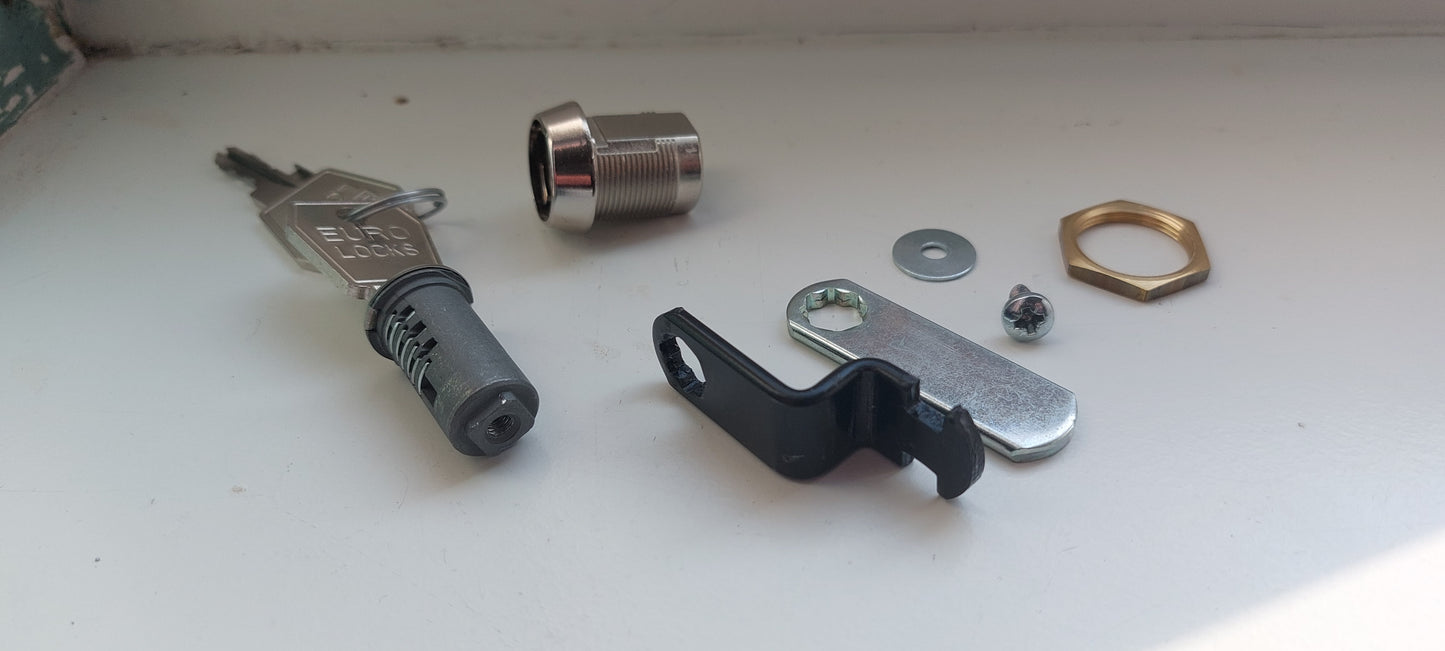 BBK slot, BBK Ede passend type T015, met haak en vlakke sluitplaat, onder master 25A postkast/ brievenbusslot